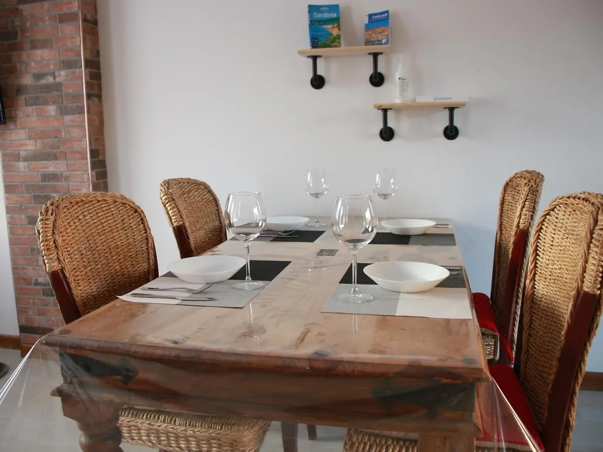 Apartment Appartamento Centrale 2 Cagliari Italy